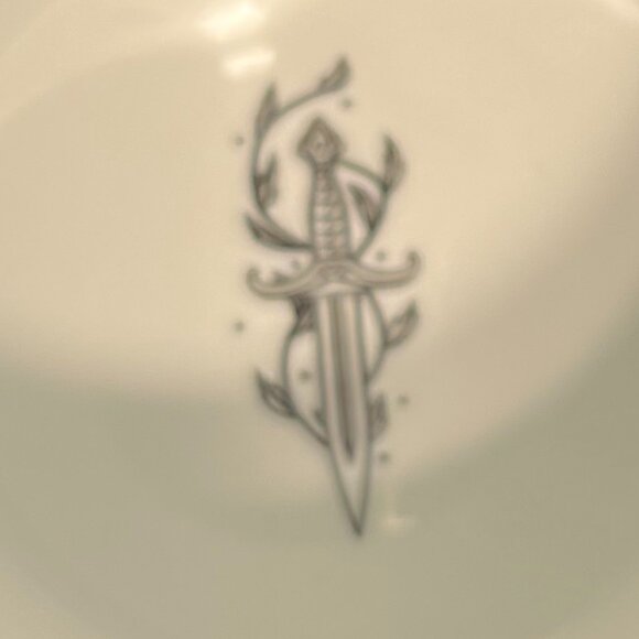 Fairyloot FROM BLOOD AND ASH  Mug ~ Artwork by Avendellart ~ Jennifer Armentrout - Picture 11 of 13